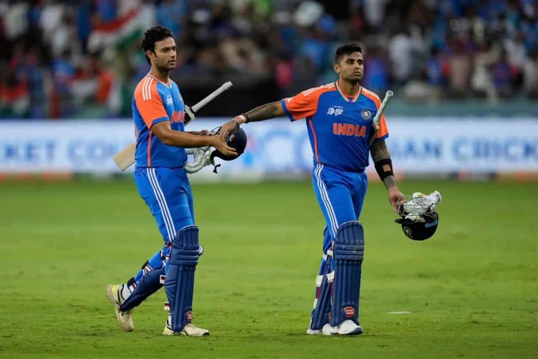 IND vs PAK Handshake Row.webp